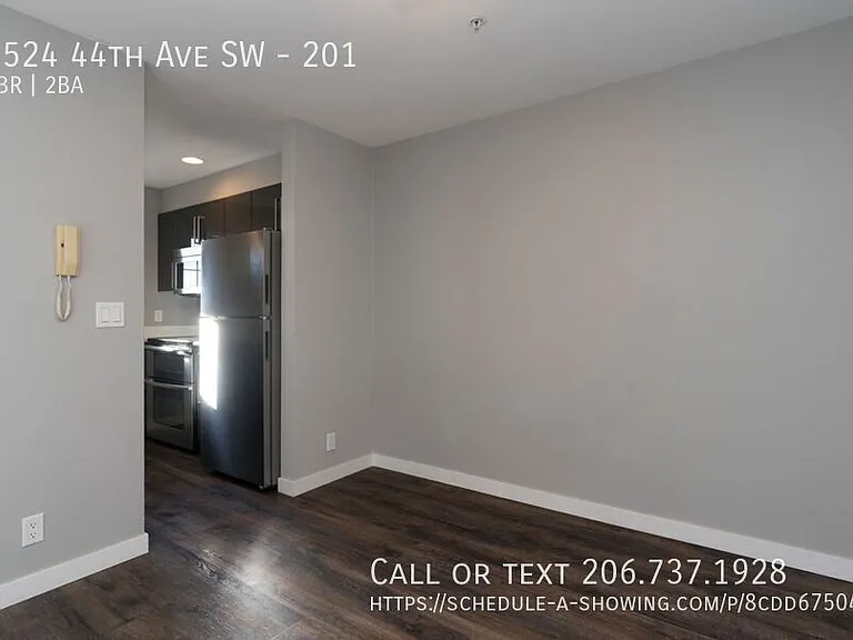 4524 44th Ave SW #201 — Photo 22