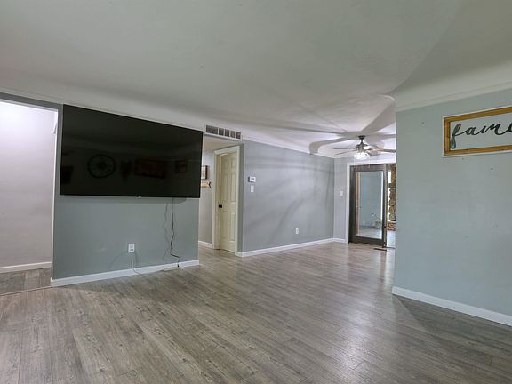 4th image of 34625 Joel St