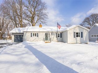 419 Brookview Dr, Rochester, NY 14617