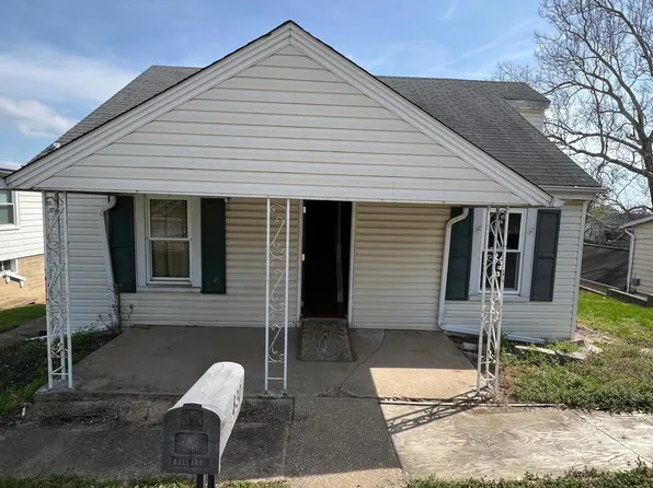 830 Moore St, Festus, MO 63028