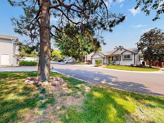 4th image of 278 Greenway Circle E