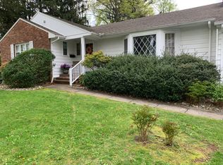 526 Clifton St, Westfield, NJ 07090