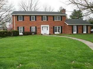 2649 Shaker Rd, Lakeside Park, KY 41017