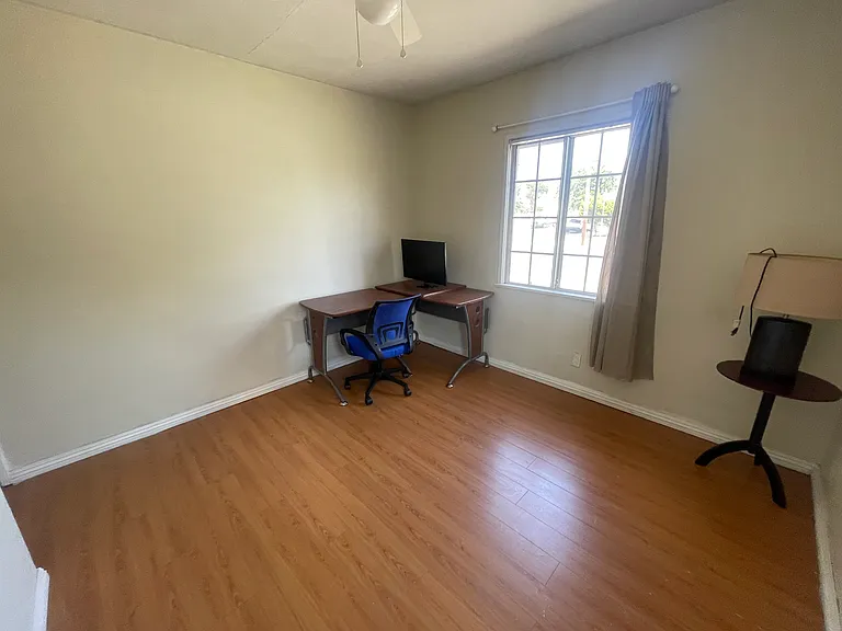 15401 Faysmith Ave — Photo 4