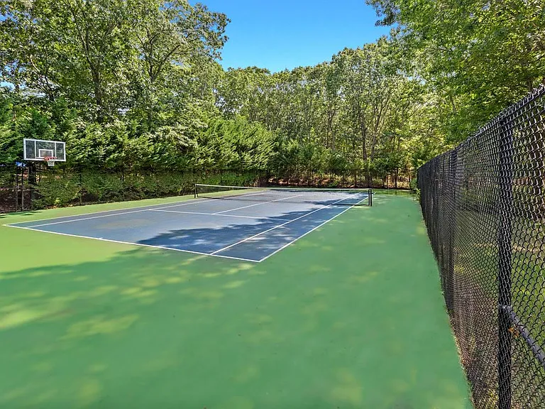 32 W Trail Rd — Photo 3