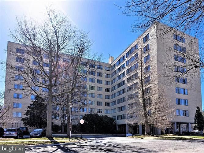 1st image of 6641 Wakefield Dr APT 819