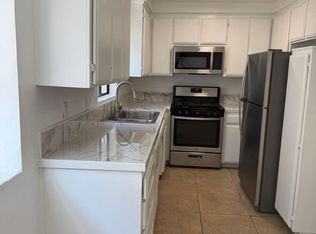 13959 Victory Blvd APT 4, Van Nuys, CA 91401