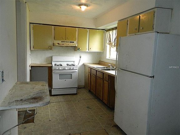 4th image of 414 N 14th Ave