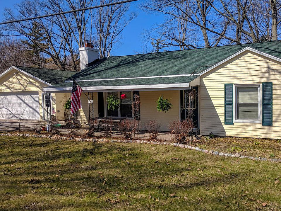 1st image of 2603 N Lakeshore Dr