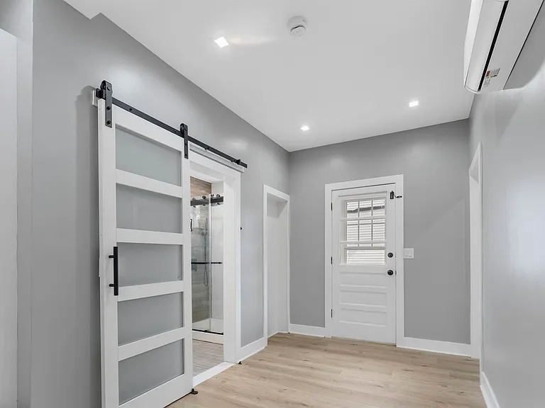 4317 Cottage Ave #1 — Photo 8