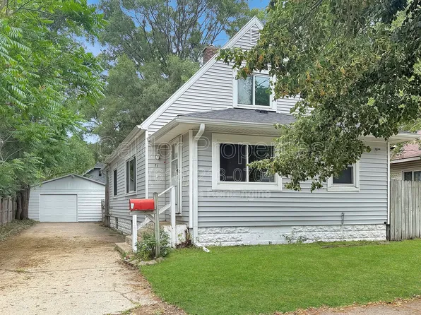 27 Exchange St SE, Wyoming, MI 49548