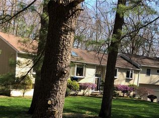 227 Godfrey Rd E, Weston, CT 06883