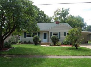 805 Rhoads Pl, Oregon, IL 61061