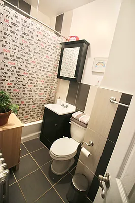 Rented by Delmark Realty LLC | media 29