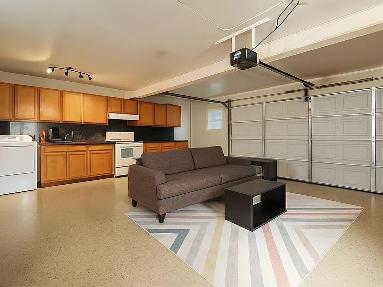 6 Northwich Ct #3A — Photo 11
