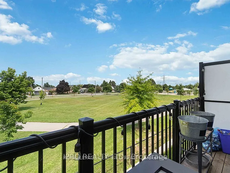 575 Woodward Ave #33 — Photo 29