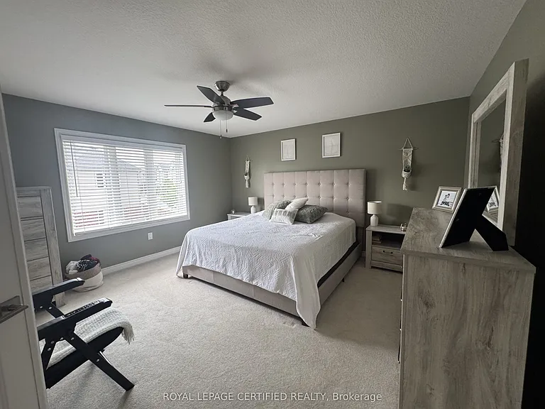 252 Westbank Trl — Photo 27