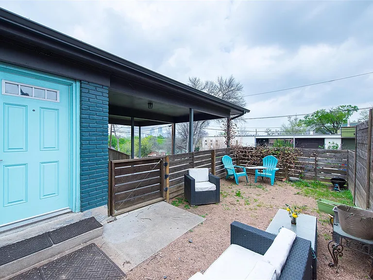 1715 Taylor Gaines St #A — Photo 22