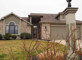 8707 Winchester Ridge Dr, Fort Wayne, IN 46819