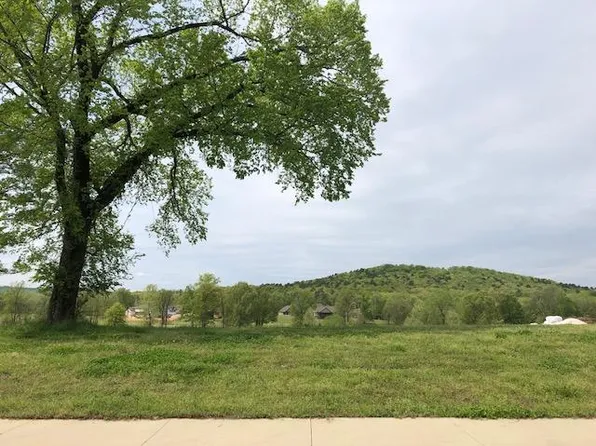 80 Eagle View Dr, Batesville, AR 72501