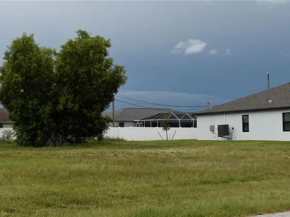 706 SW 21st St, Cape Coral, FL 33991