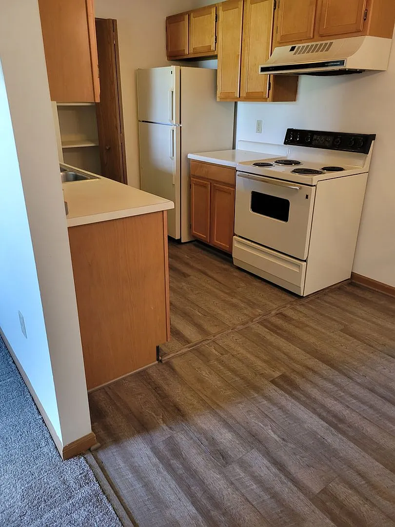 Kittery Ridge — Photo 4