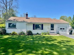 1007 S Washington St, East Rochester, NY 14445