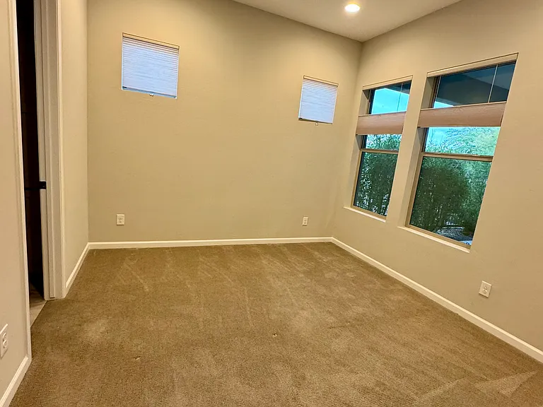 3221 Buckaroo Ct — Photo 11
