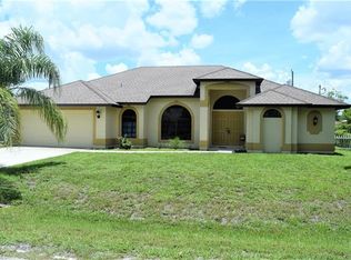 2220 Parkview Dr, Fort Myers, FL 33905