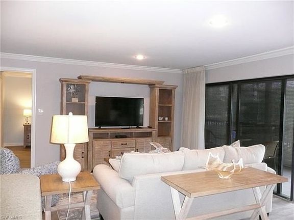 4th image of 3430 Gulf Shore Blvd N APT 2H