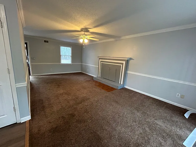 1 Crescent Ln #1 — Photo 6