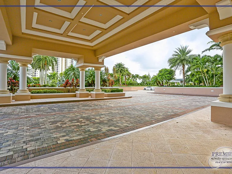 1060 Borghese Ln #603 — Photo 61