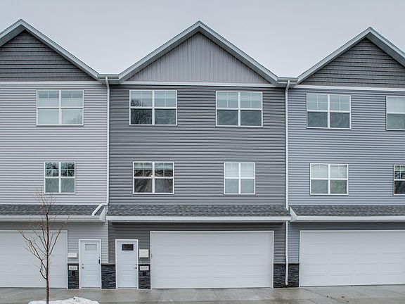 4th image of 628 10th Ave N