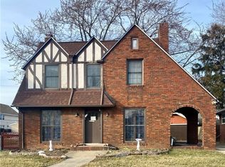 17204 Pearldale Ave, Cleveland, OH