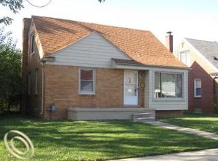 2424 Elliott Ave, Lincoln Park, MI 48146