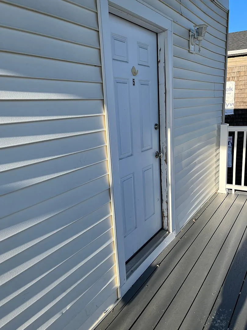 Sunny 1 Bed room 2nd floor apartment in Norwood — Photo 1