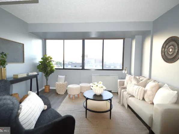 1245 13th St NW APT 902, Washington, DC 20005