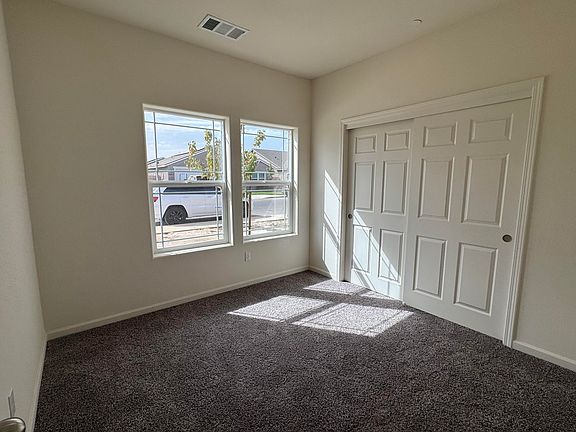 4th image of 30604 Delancy Road