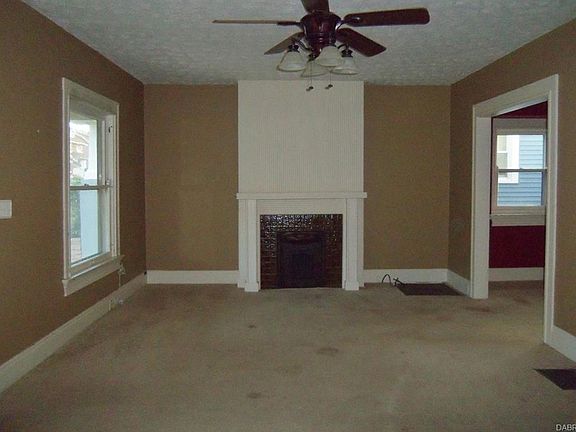 4th image of 649 Bowen St