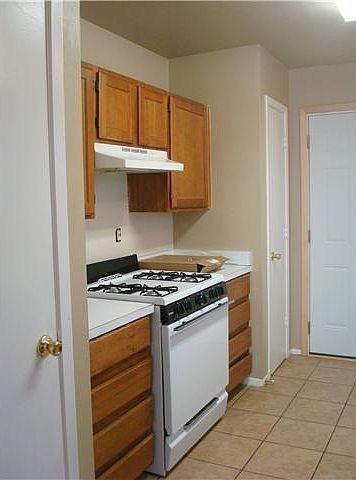 2nd image of 401 E Janis Dr APT B