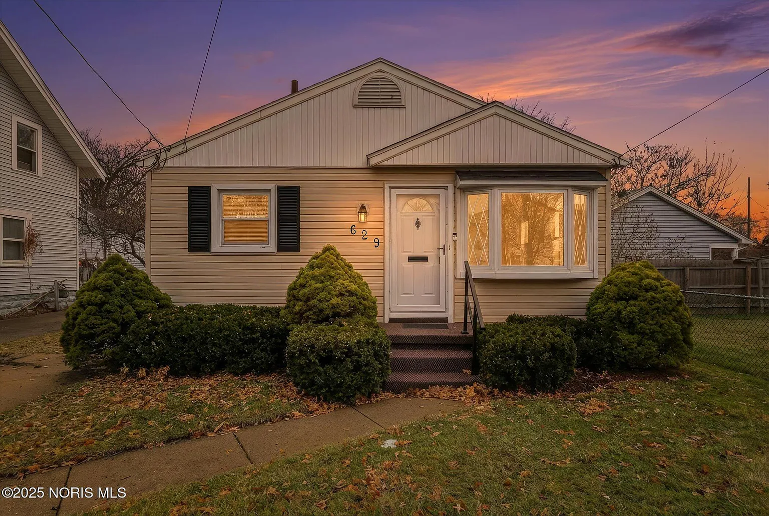 629 Pierce St photo 1