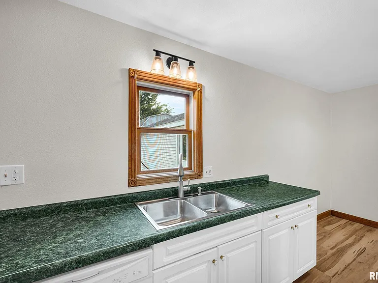 108 Radisson Rd — Photo 9