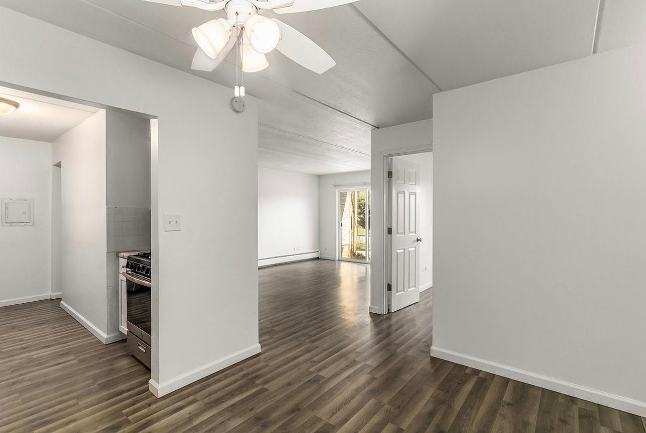 256 Shorewood Dr, Glendale Heights, IL 60139 Zillow