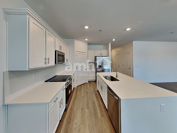 3rd image of 9588 E Harkes Dr
