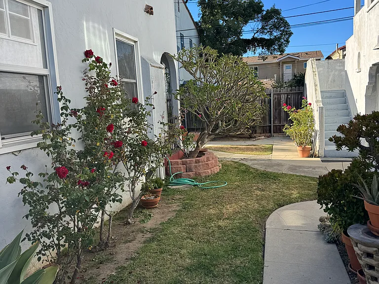 310 Ximeno Ave #A — Photo 14