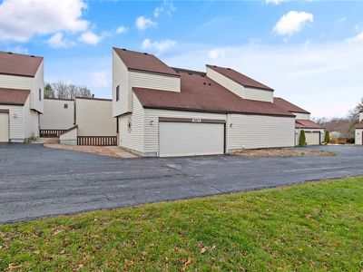 201 Woburn Dr, Camillus, NY, 13031