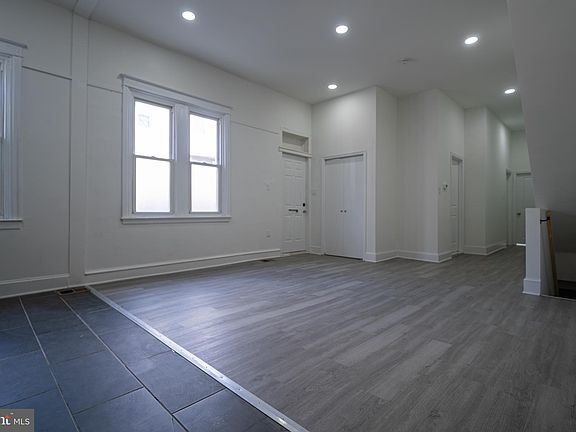 4th image of 2410 Wharton St #1