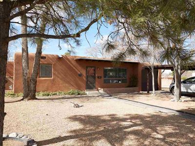 1302 Apache Ave, Santa Fe, NM, 87505