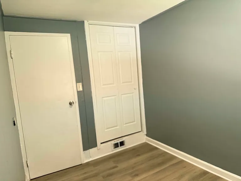 7919 Baltimore St — Photo 18