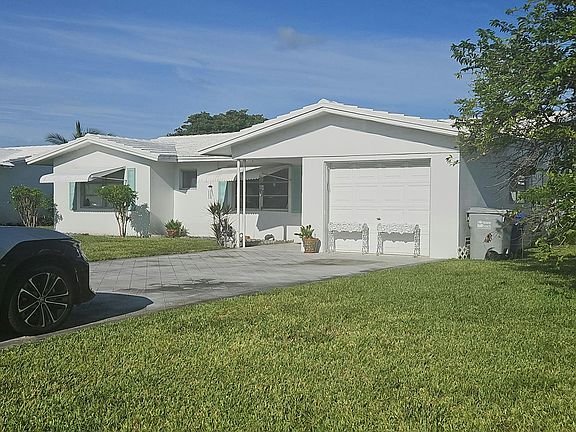 2nd image of 2521 E Golf Blvd